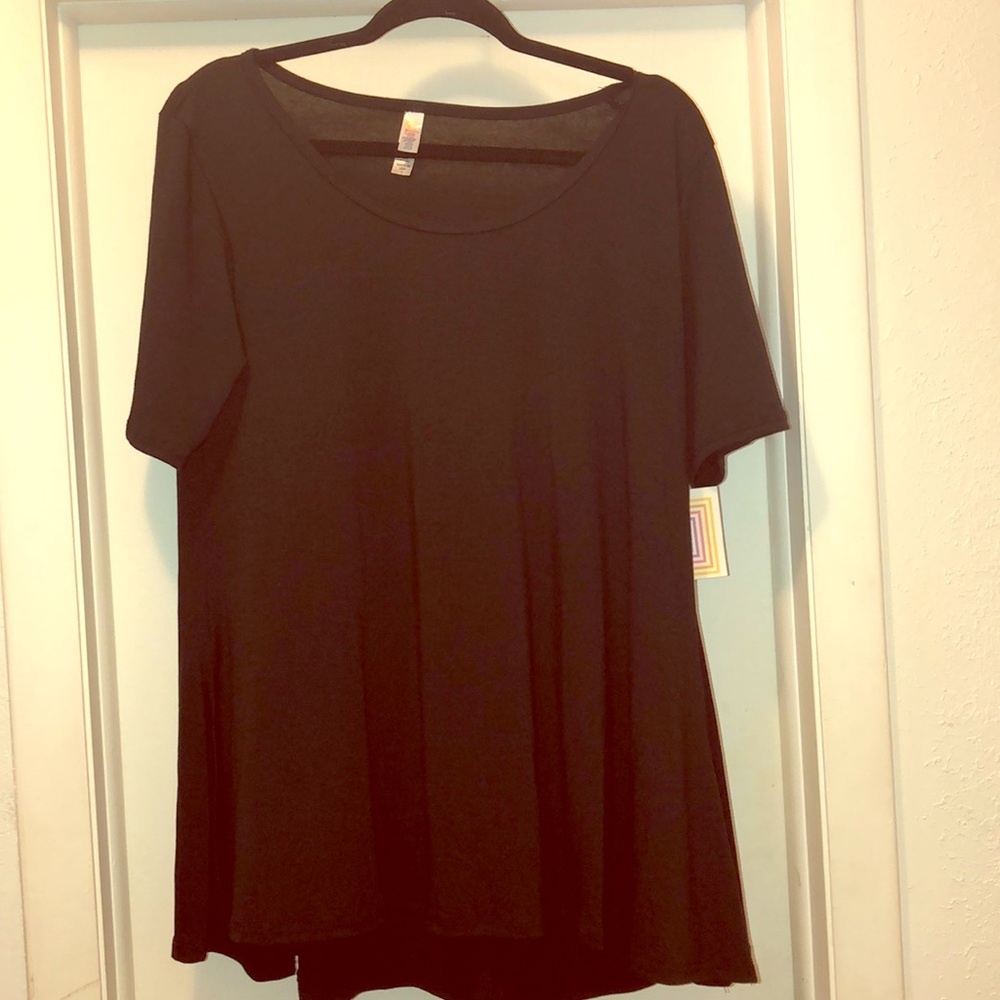 Lularoe Perfect Tee, size Large, BNWT